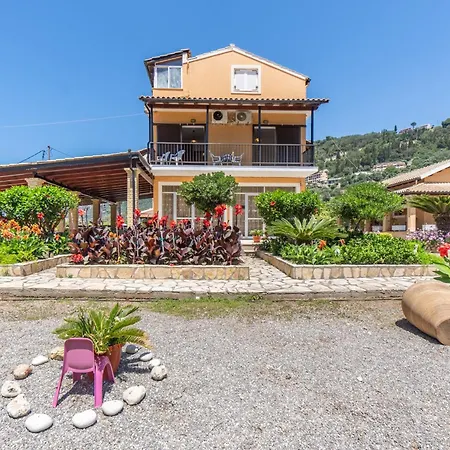 Apartment Mires House 11 *