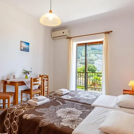 Mires House 11 Agios Gordios (Corfu)