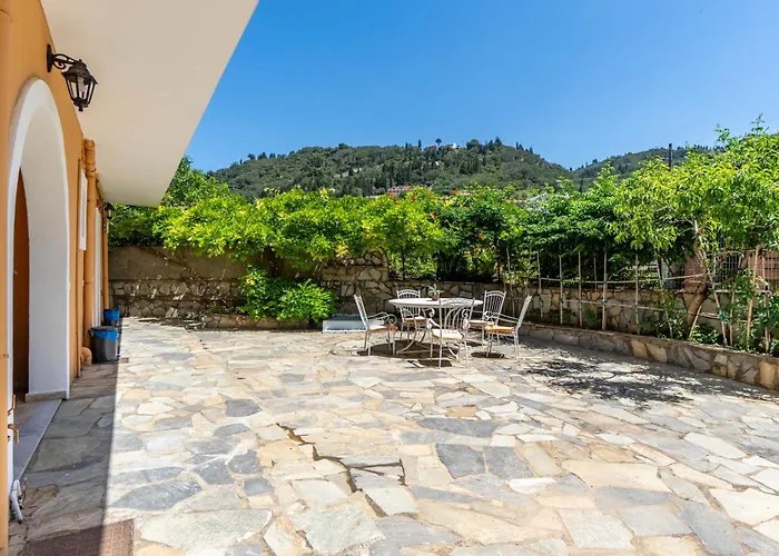 Mires House 11 아파트